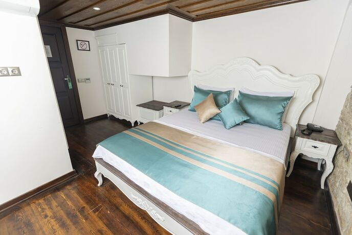 Imagen de la habitación del Marina Fo&ccedil;a Hotel. Foto 15