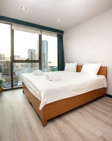 Imagen de la habitación del Marina Green Suit Hotel. Foto 15
