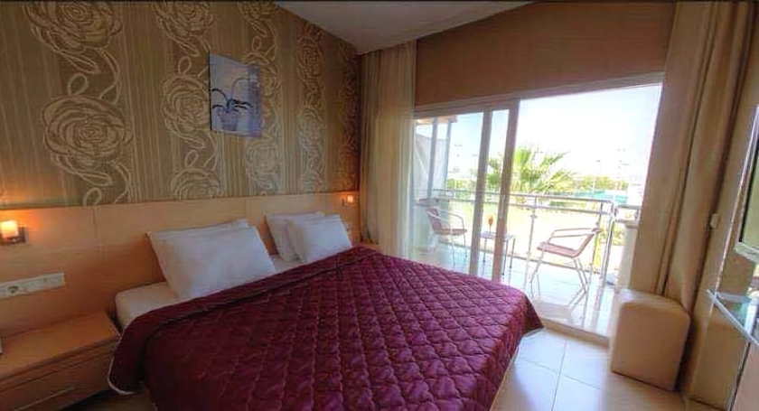 Imagen de la habitación del Marin-a Hotel. Foto 5