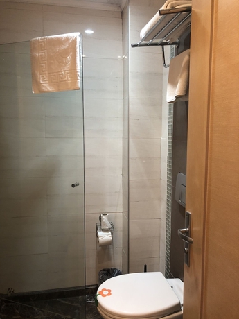 Imagen de la habitación del Marin-a Hotel. Foto 6