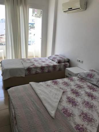 Imagen de la habitación del Marina Kizkalesi Hotel. Foto 8