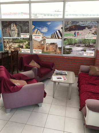 Imagen de la habitación del Marina Kizkalesi Hotel. Foto 11