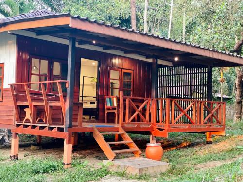 Imagen de la habitación del Marina Resort Koh Phayam Ranong. Foto 15