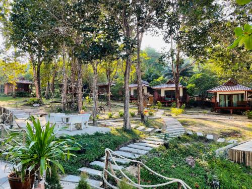 Imagen general del Marina Resort Koh Phayam Ranong. Foto 4