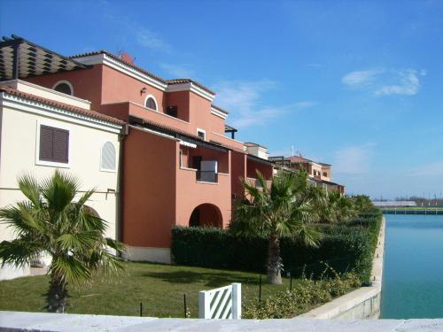 Imagen de la habitación del Marinagri Resort. Foto 6