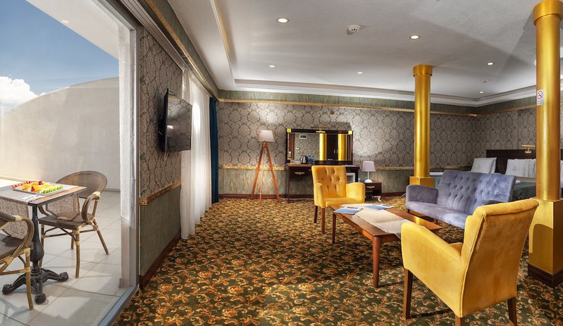 Imagen de la habitación del Marinn Deluxe Hotel. Foto 11