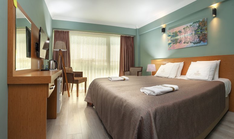 Imagen de la habitación del Marinn Deluxe Hotel. Foto 14
