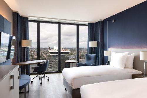 Imagen de la habitación del Maritim Hotel Amsterdam. Foto 13