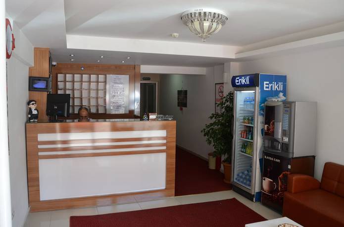 Imagen de los interiores del Marka Hotel. Foto 19