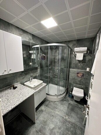 Imagen de la habitación del Marlen Hotel Bayrakli. Foto 14