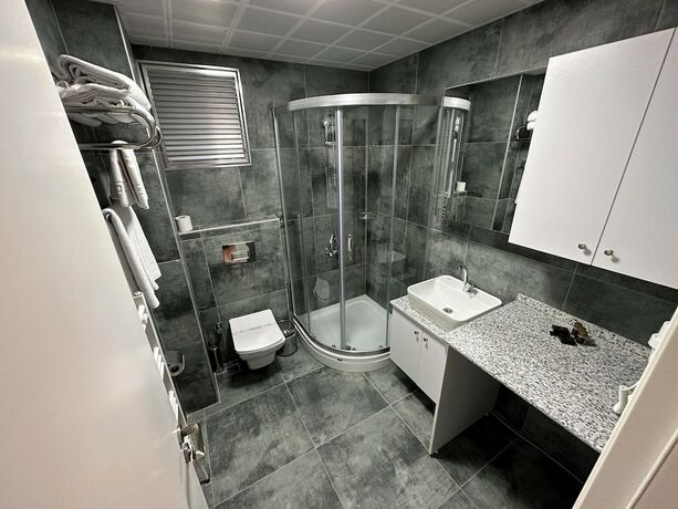 Imagen de la habitación del Marlen Hotel Bayrakli. Foto 20