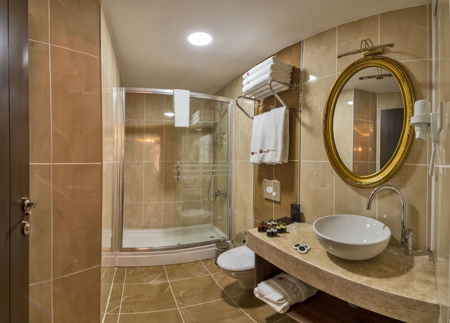 Imagen de la habitación del Marmara Place Old City Hotel. Foto 6