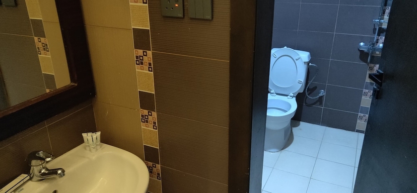 Imagen de la habitación del Maro Hotel. Foto 2