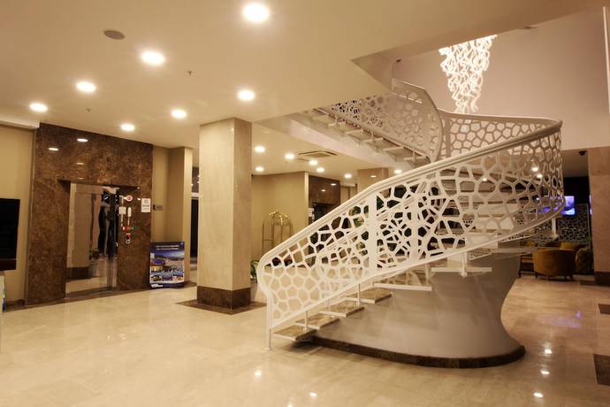 Imagen de los interiores del Marpessa Blue Beach Resort and SPA Hotel. Foto 15