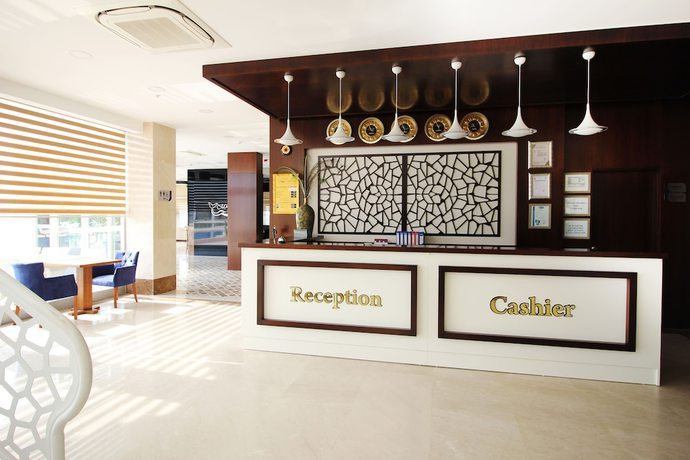 Imagen de los interiores del Marpessa Blue Beach Resort and SPA Hotel. Foto 16