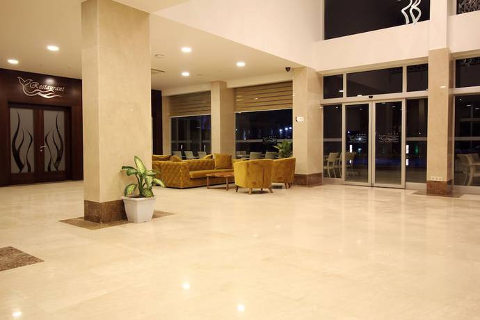 Imagen de los interiores del Marpessa Blue Beach Resort and SPA Hotel. Foto 17