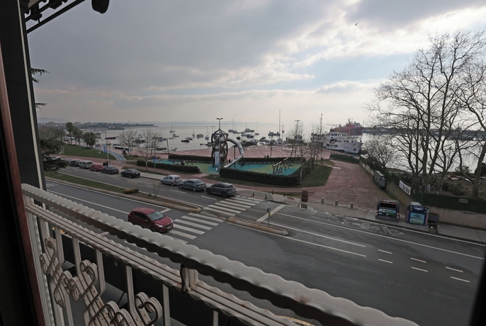 Imagen de la habitación del Marrakesch Hotel Tuzla. Foto 7