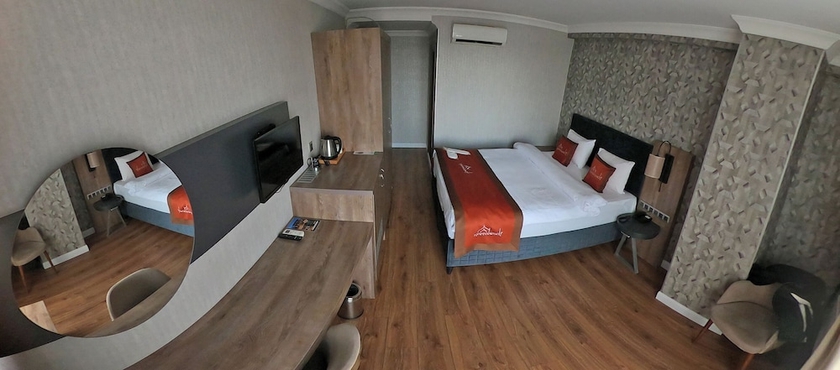 Imagen de la habitación del Marrakesch Hotel Tuzla. Foto 8