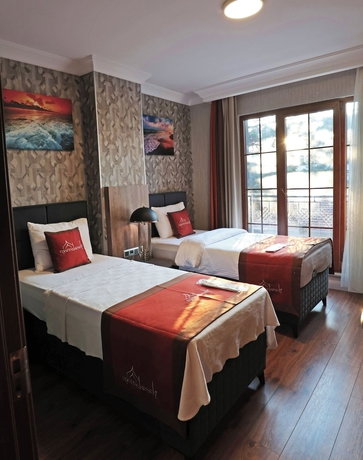 Imagen de la habitación del Marrakesch Hotel Tuzla. Foto 9