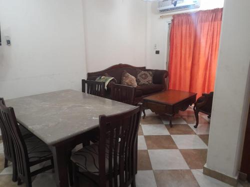 Imagen general del برج قصر السعد خلف فندق الفرسان مباشره, Marsa Matruh. Foto 2
