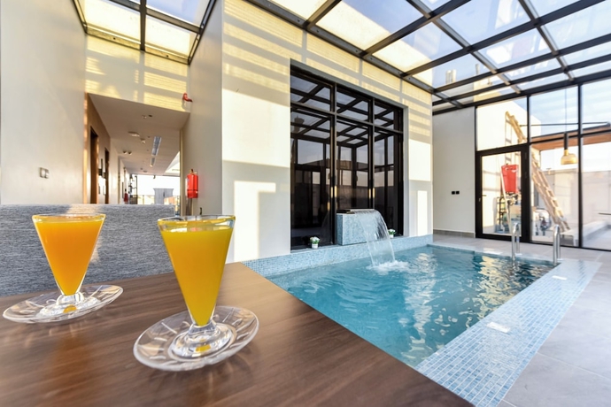Imagen de la piscina del Marsal Park Hotel. Foto 13