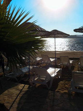 Imagen de los exteriores del Marvel Beach Hotel. Foto 13