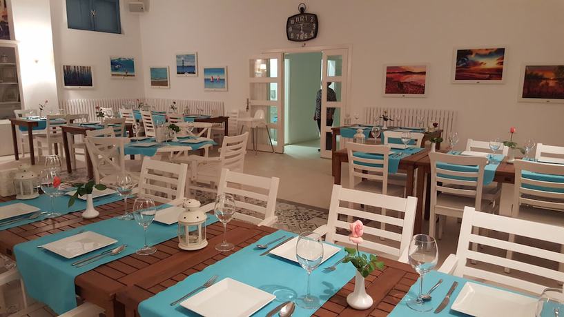 Imagen del bar/restaurante del Marvel Tree Hotel. Foto 6