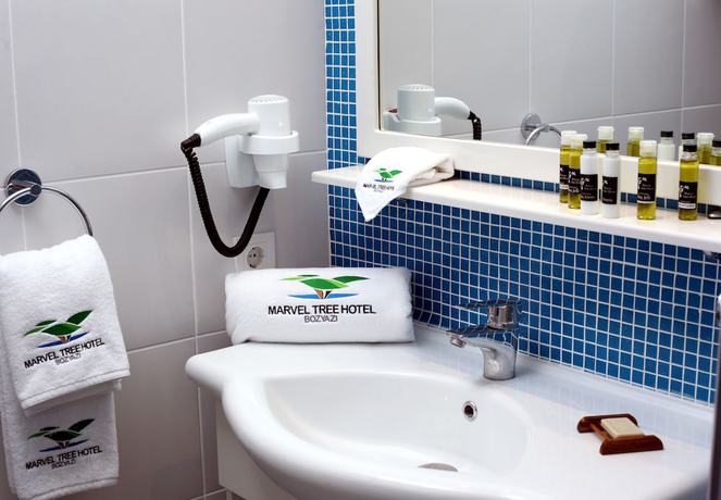 Imagen de la habitación del Marvel Tree Hotel. Foto 16