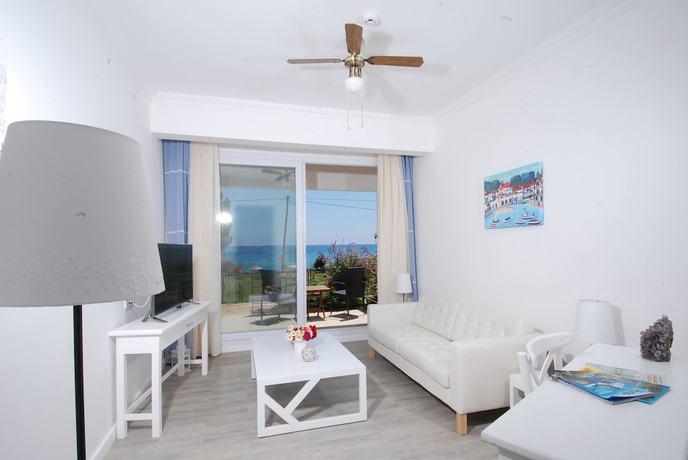 Imagen de la habitación del Marvel Tree Hotel. Foto 18