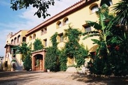 Imagen de los exteriores del Mas La Trampa. Foto 5