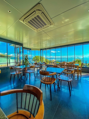 Imagen del bar/restaurante del Mas Otel. Foto 4