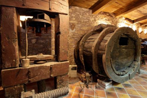 Imagen general del Mas la Planella Masia de Turismo Rural. Foto 15