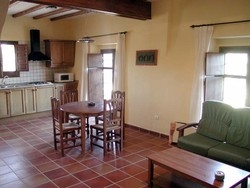 Imagen de los interiores del Mas&iacute;a de San Juan. Foto 6