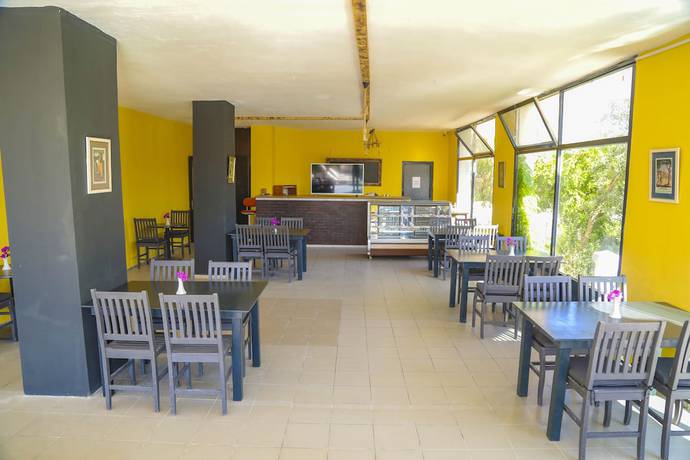 Imagen del bar/restaurante del Maslina Hotel. Foto 3
