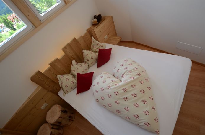 Imagen de los exteriores del Mason La Zondra. Foto 11