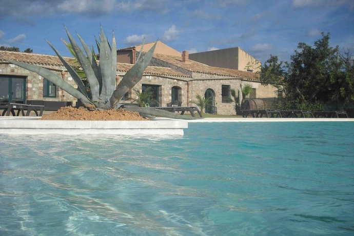 Imagen de la piscina del Masseria Del Piano, Sicilia. Foto 18