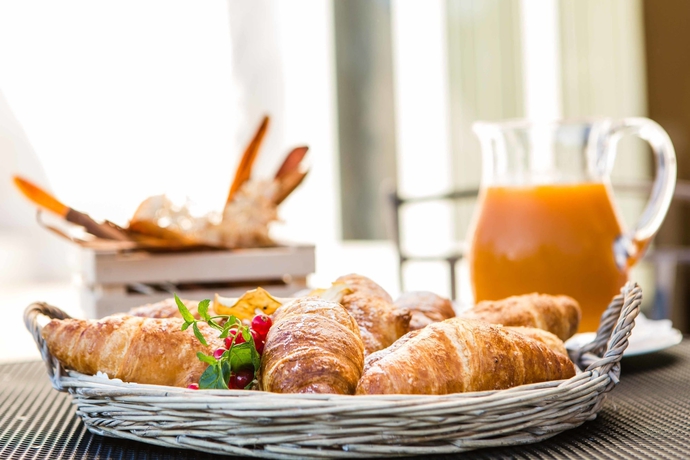 Imagen del bar/restaurante del Masseria Le Carrube. Foto 5