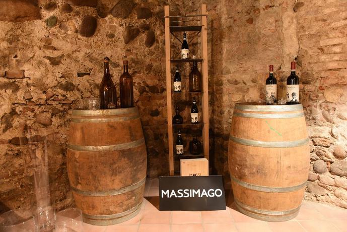 Imagen de los interiores del Massimago Wine Suites. Foto 21