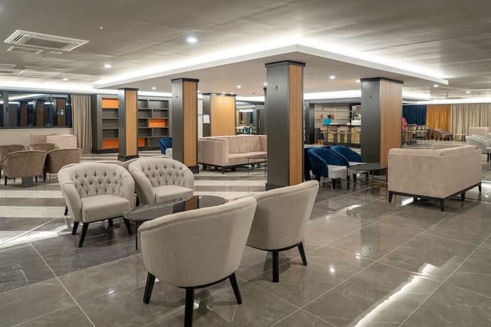 Imagen de los interiores del Master Family Club. Foto 17
