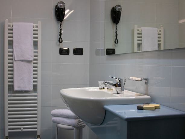 Imagen de la habitación del Master Hotel. Foto 12