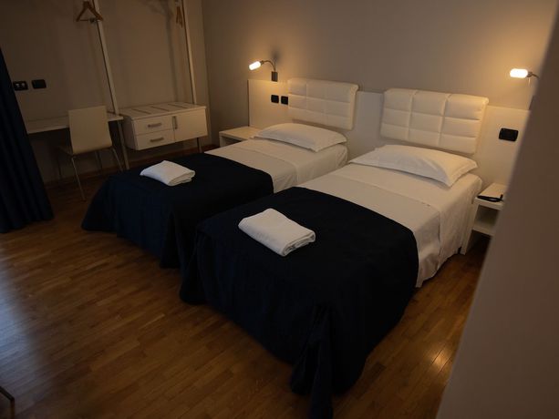 Imagen de la habitación del Master Hotel. Foto 15