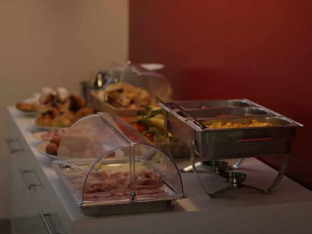 Imagen del bar/restaurante del Master Hotel. Foto 4