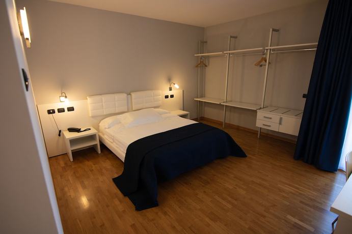 Imagen de la habitación del Master Hotel. Foto 20