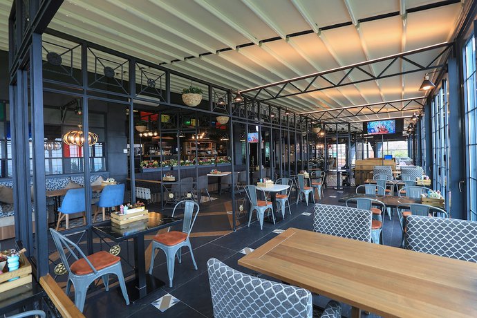 Imagen del bar/restaurante del Mavi Marin Boutique Hotel. Foto 3