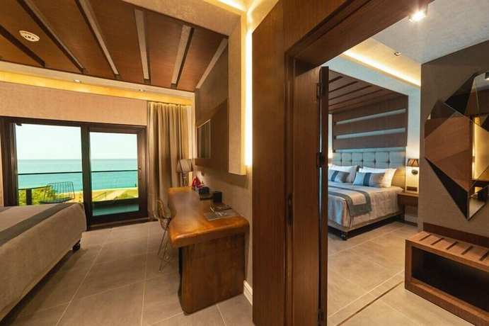 Imagen de la habitación del Mavi Marin Boutique Hotel. Foto 13