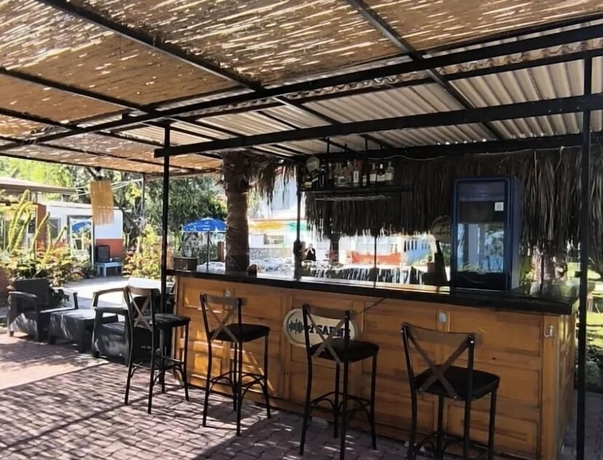 Imagen del bar/restaurante del Maviay Adrasan Hotel. Foto 4