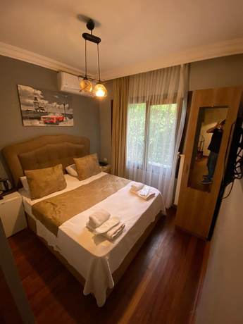 Imagen de la habitación del Mavilla Hotel. Foto 12