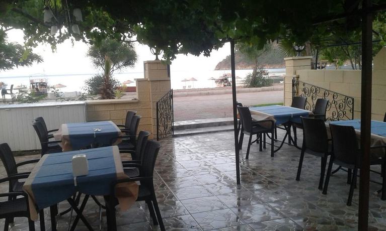 Imagen del bar/restaurante del Maviyali Hotel. Foto 3