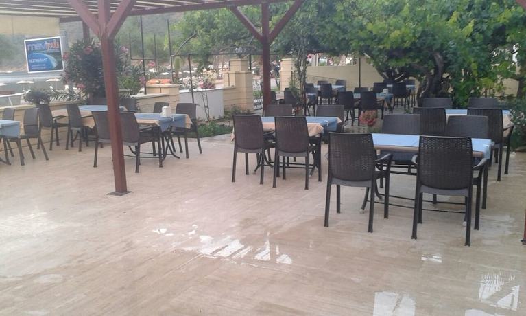 Imagen del bar/restaurante del Maviyali Hotel. Foto 5