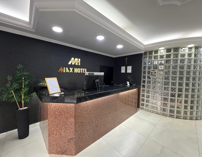 Imagen general del Max Hotel, Candagolandia. Foto 4